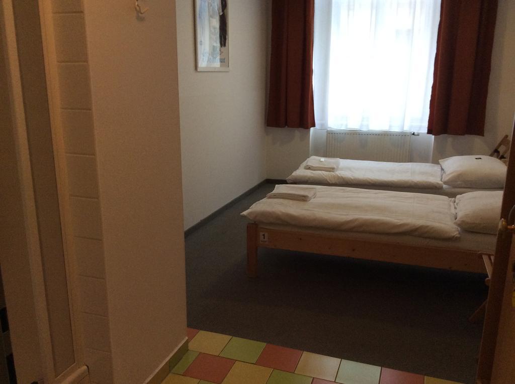 Travellers Hostel Praha Εξωτερικό φωτογραφία